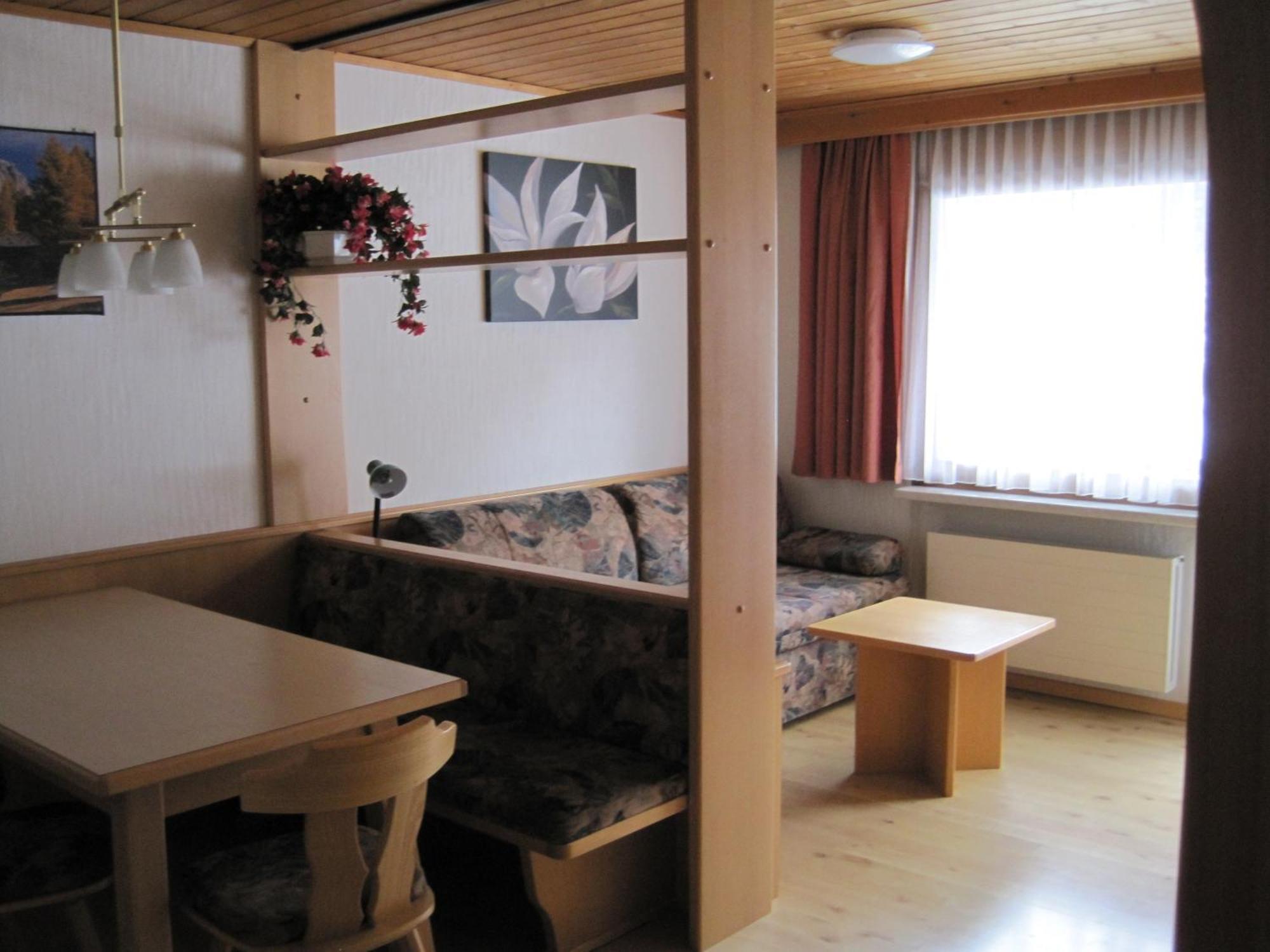 ザムナウンHaus Am Dorfplatzアパートメント エクステリア 写真